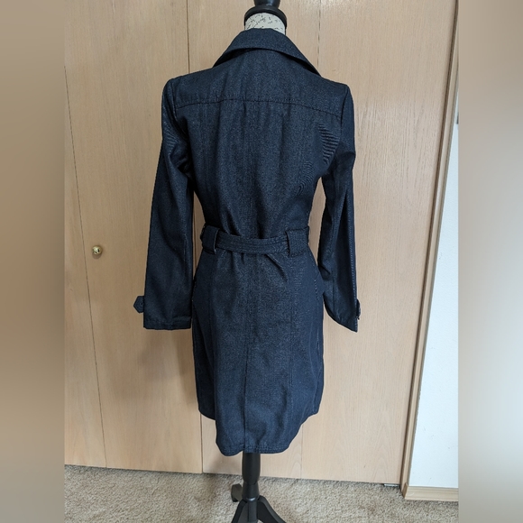 EUC GAP Women's Denim Trench Coat - size Small - Picture 4 of 10